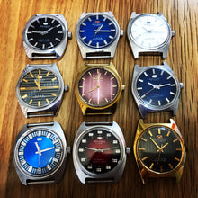 Load image into Gallery viewer, Display case back for vintage ST5 watches